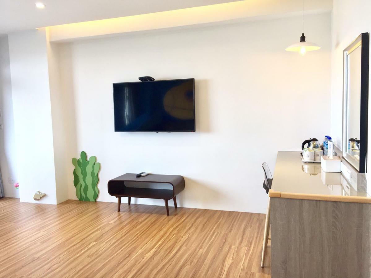 Two Home Inn Хуалиен Сити Екстериор снимка